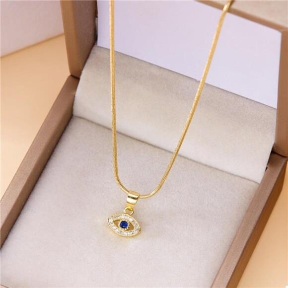 18K Gold-Plated Necklace with Rhinestone Pendant - Picture 3 of 4